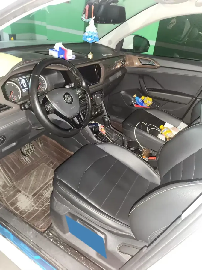 2019 MINI MINI 1.5T 102HP L3 7DCT,autocango,china used car exporter,china ev exporter,chinese used car exporter,chinese used ev exporter