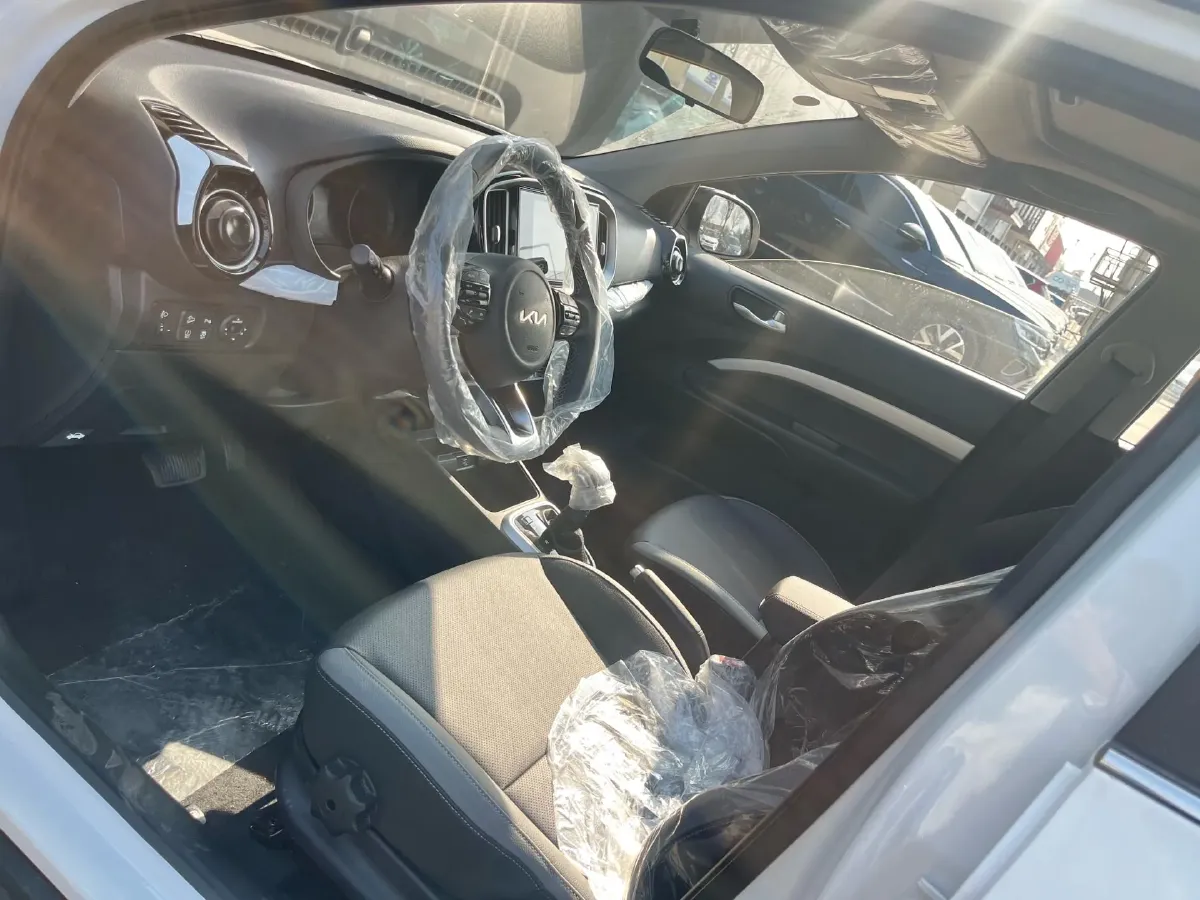 2026 Kia KX1 1.4L 100HP L4 CVT,autocango,china used car exporter,china ev exporter,chinese used car exporter,chinese used ev exporter