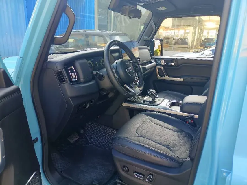 2025 212 212 T01 2.0T 252HP L4 8AT,autocango,china used car exporter,china ev exporter,chinese used car exporter,chinese used ev exporter