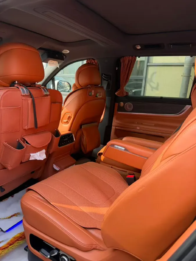 2024 AITO AITO M9 1.5T 152HP L4 REEV 42KWH,autocango,china used car exporter,china ev exporter,chinese used car exporter,chinese used ev exporter