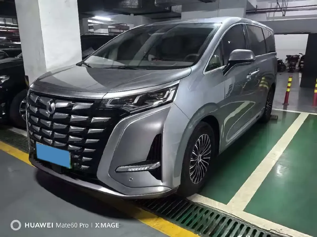 2022 Mercedes-Benz GLC Class 2.0T 197HP L4 9AT,autocango,china used car exporter,china ev exporter,chinese used car exporter,chinese used ev exporter