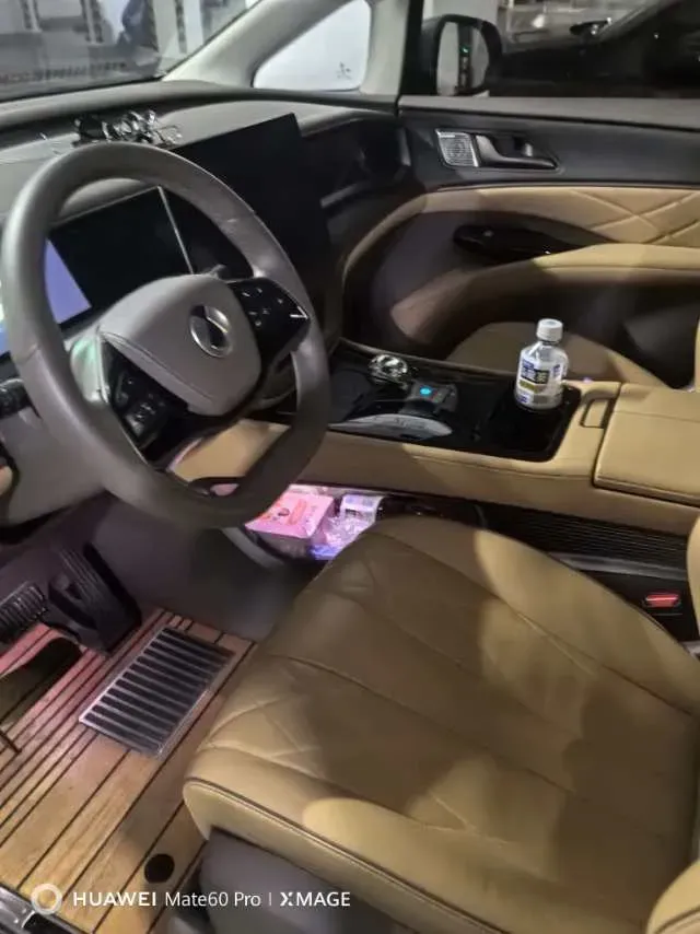 2022 Mercedes-Benz GLC Class 2.0T 197HP L4 9AT,autocango,china used car exporter,china ev exporter,chinese used car exporter,chinese used ev exporter