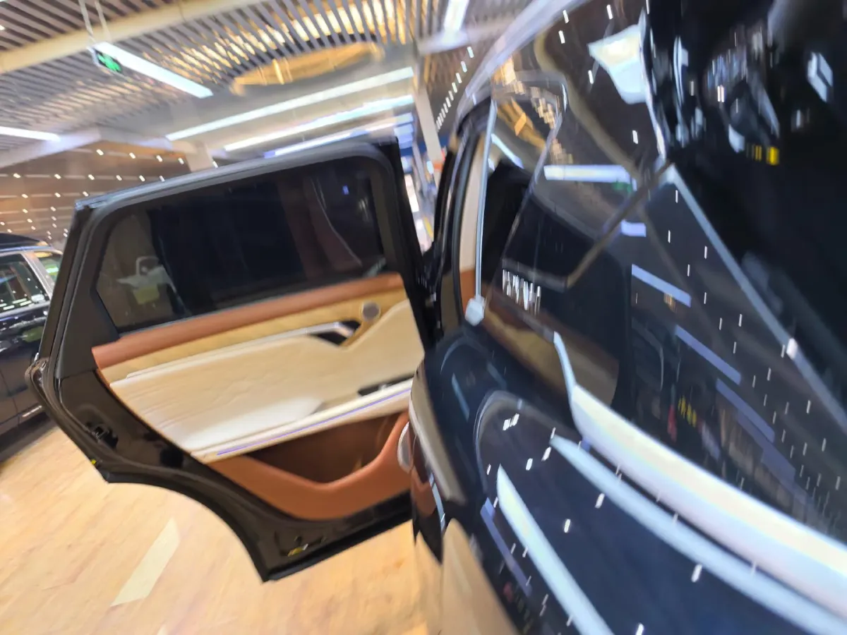 2024 Voyah FREE 1.5T 150HP L4 REEV 39.2KWH,autocango,china used car exporter,china ev exporter,chinese used car exporter,chinese used ev exporter