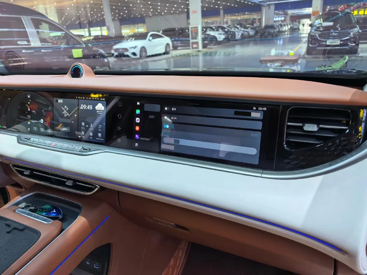 2024 Voyah FREE 1.5T 150HP L4 REEV 39.2KWH,autocango,china used car exporter,china ev exporter,chinese used car exporter,chinese used ev exporter