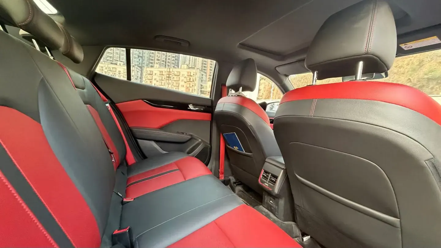 2021 DongFeng Aeolus YiXuan 1.5T 150HP L4 6DCT,autocango,china used car exporter,china ev exporter,chinese used car exporter,chinese used ev exporter