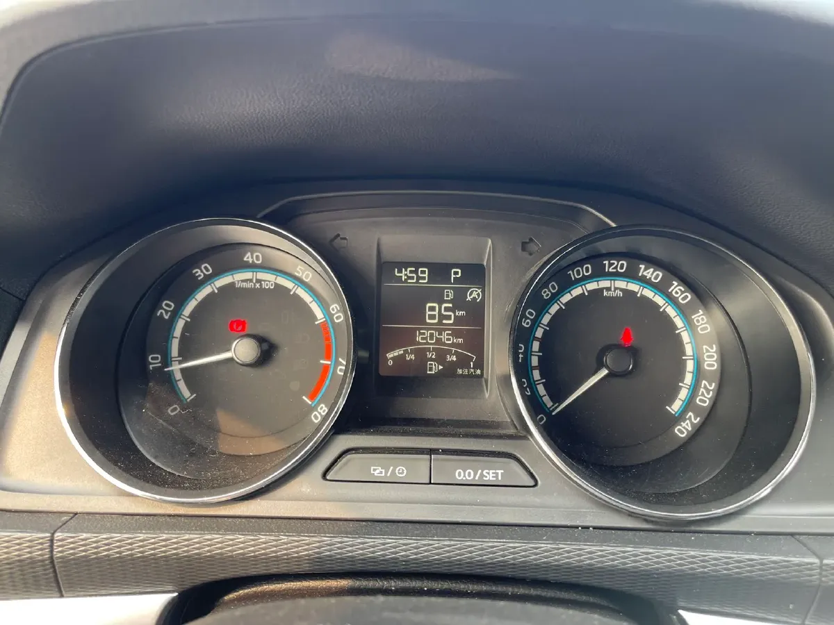 2021 Skoda Kamiq 1.5L 112HP L4 6AT,autocango,china used car exporter,china ev exporter,chinese used car exporter,chinese used ev exporter