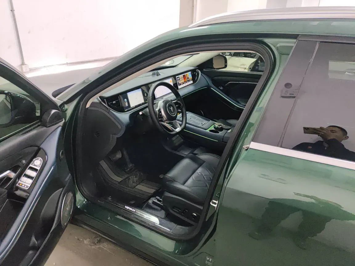 2024 Voyah FREE 1.5T 150HP L4 REEV 39.2KWH,autocango,china used car exporter,china ev exporter,chinese used car exporter,chinese used ev exporter