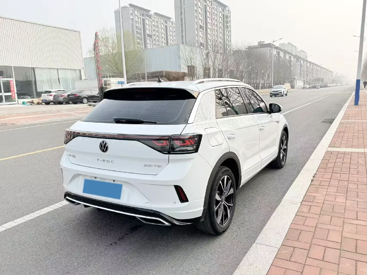 2023 Volkswagen T-Roc 1.5T 160HP L4 7DCT,autocango,china used car exporter,china ev exporter,chinese used car exporter,chinese used ev exporter
