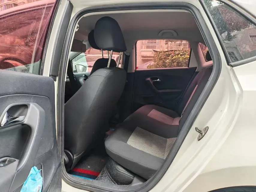 2016 Volkswagen Polo 1.4L 90HP L4 6AT,autocango,china used car exporter,china ev exporter,chinese used car exporter,chinese used ev exporter