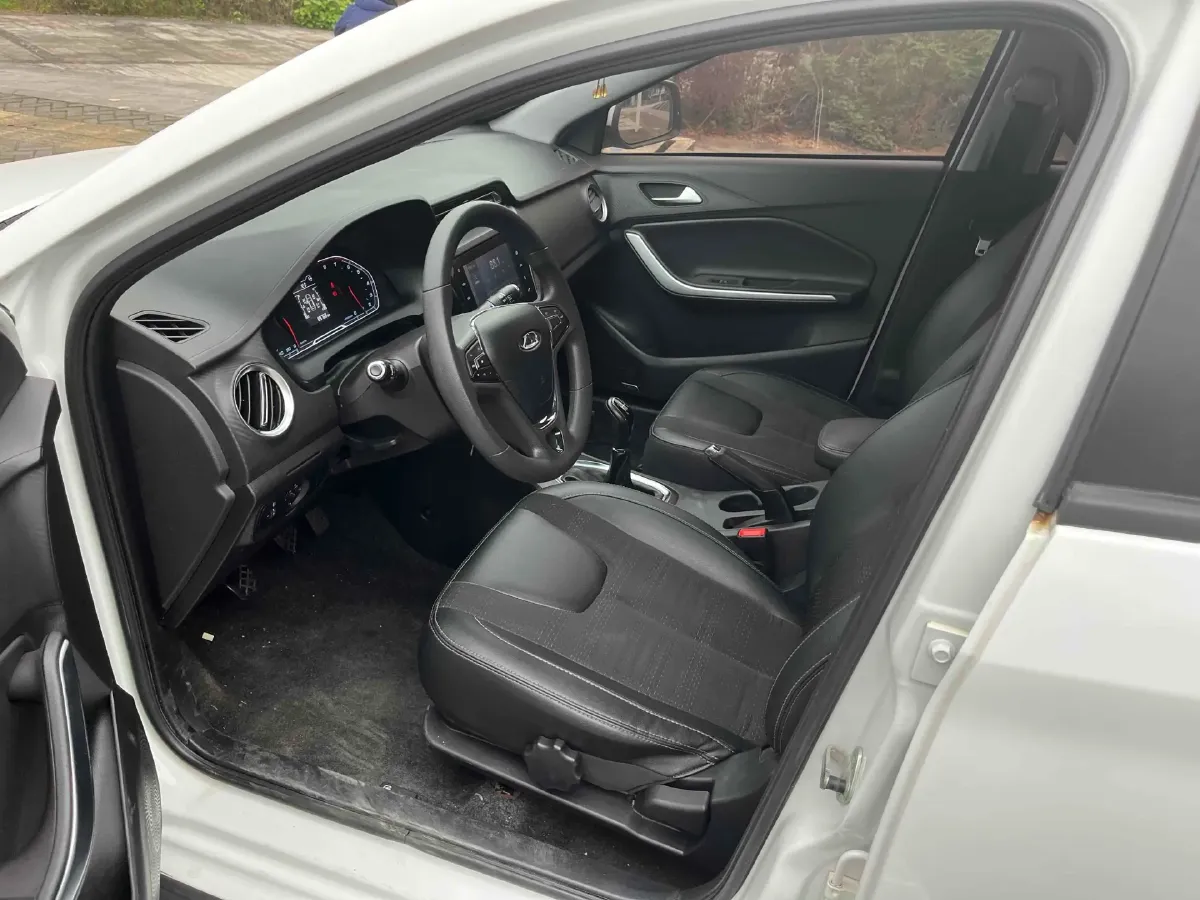 2018 Chery Tiggo 3x 1.5L 106HP L4 5MT,autocango,china used car exporter,china ev exporter,chinese used car exporter,chinese used ev exporter