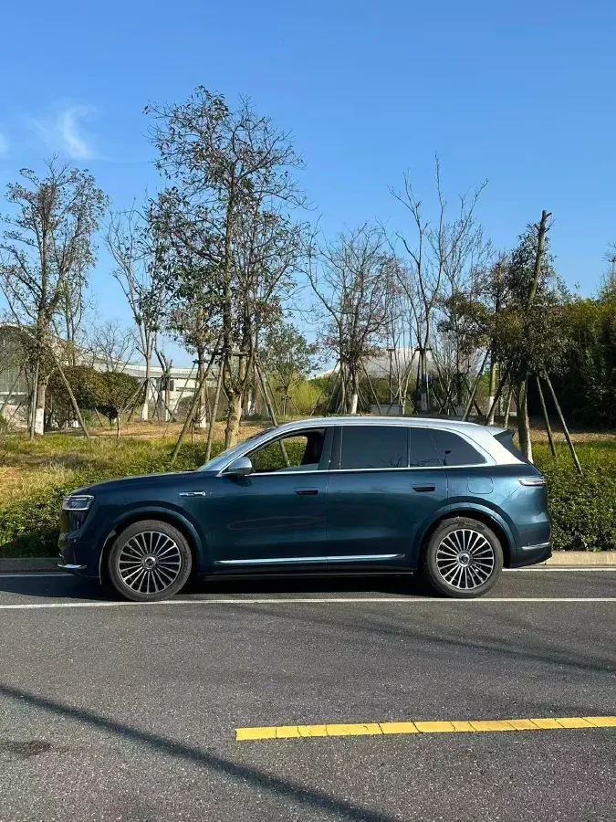 2026 AITO AITO M7 REEV 160HP REEV,autocango,china used car exporter,china ev exporter,chinese used car exporter,chinese used ev exporter