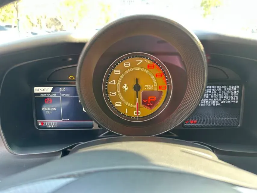 2020 Ferrari F8 3.9T 720HP V8 7DCT,autocango,china used car exporter,china ev exporter,chinese used car exporter,chinese used ev exporter