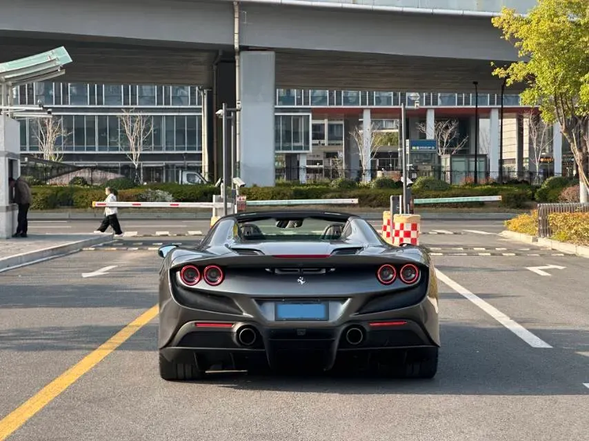2020 Ferrari F8 3.9T 720HP V8 7DCT,autocango,china used car exporter,china ev exporter,chinese used car exporter,chinese used ev exporter