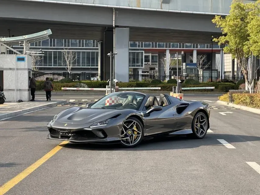 2020 Ferrari F8 3.9T 720HP V8 7DCT,autocango,china used car exporter,china ev exporter,chinese used car exporter,chinese used ev exporter