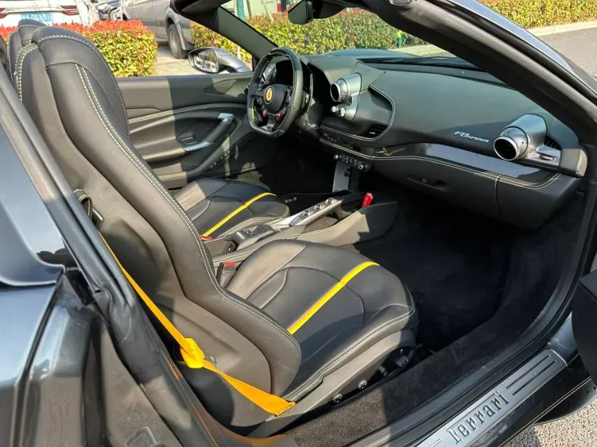 2020 Ferrari F8 3.9T 720HP V8 7DCT,autocango,china used car exporter,china ev exporter,chinese used car exporter,chinese used ev exporter