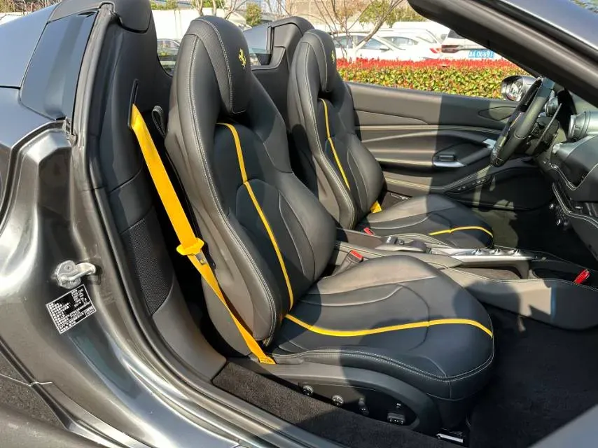 2020 Ferrari F8 3.9T 720HP V8 7DCT,autocango,china used car exporter,china ev exporter,chinese used car exporter,chinese used ev exporter