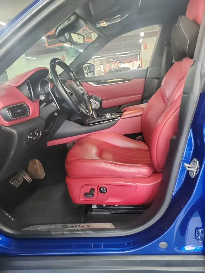 2019 Maserati Levante 3.0T 350HP V6 8AT,autocango,china used car exporter,china ev exporter,chinese used car exporter,chinese used ev exporter