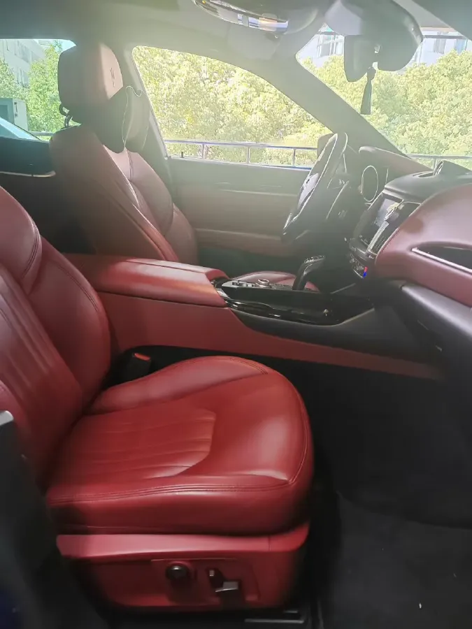 2019 Maserati Levante 3.0T 350HP V6 8AT,autocango,china used car exporter,china ev exporter,chinese used car exporter,chinese used ev exporter