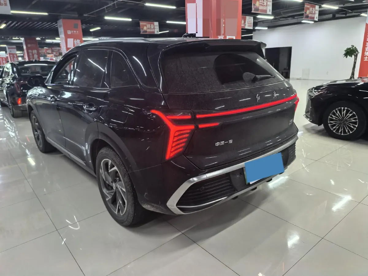 2024 HongQi HS3 1.5T 169HP L4 1DHT PHEV 18.4KWH,autocango,china used car exporter,china ev exporter,chinese used car exporter,chinese used ev exporter