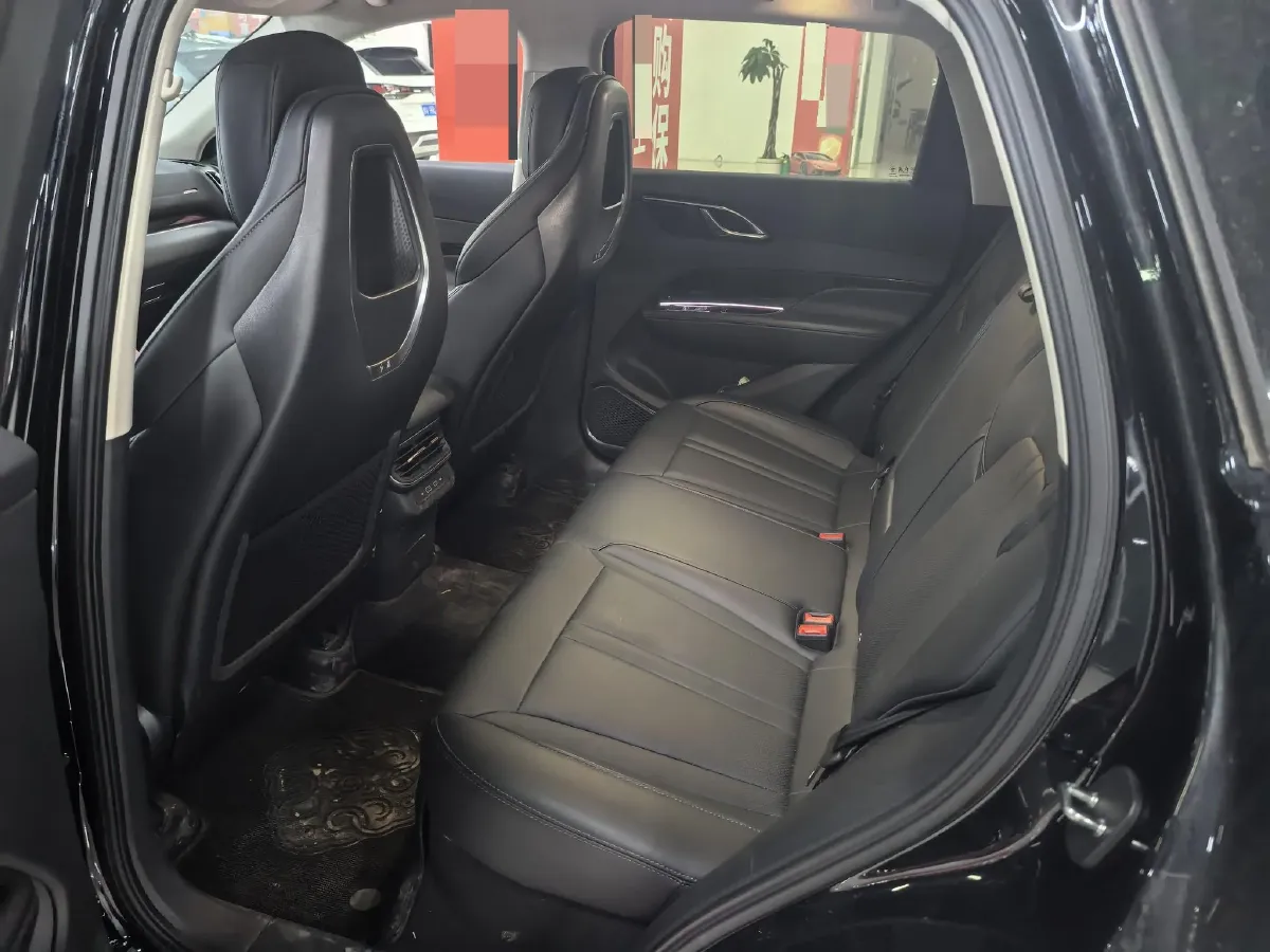 2024 HongQi HS3 1.5T 169HP L4 1DHT PHEV 18.4KWH,autocango,china used car exporter,china ev exporter,chinese used car exporter,chinese used ev exporter