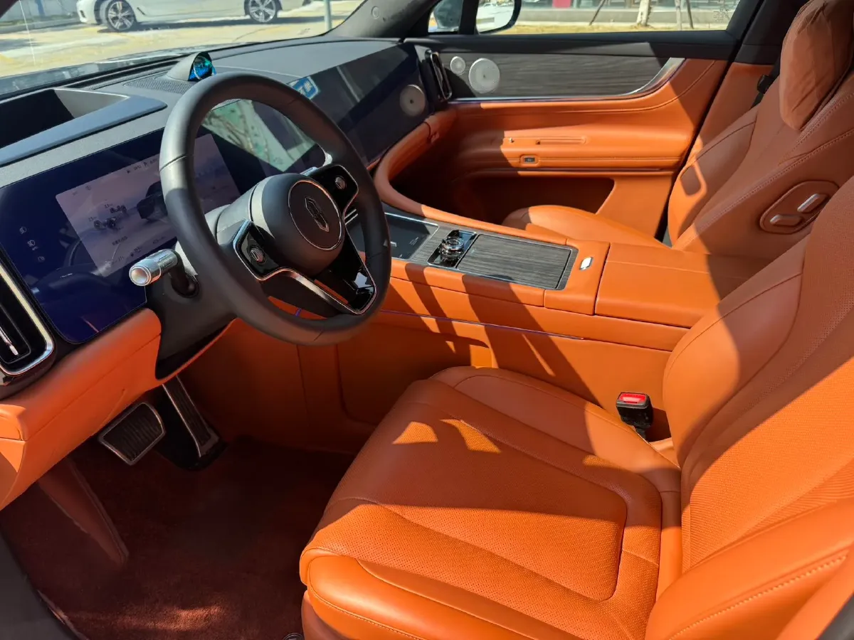 2024 AITO AITO M9 1.5T 152HP L4 REEV 42KWH,autocango,china used car exporter,china ev exporter,chinese used car exporter,chinese used ev exporter