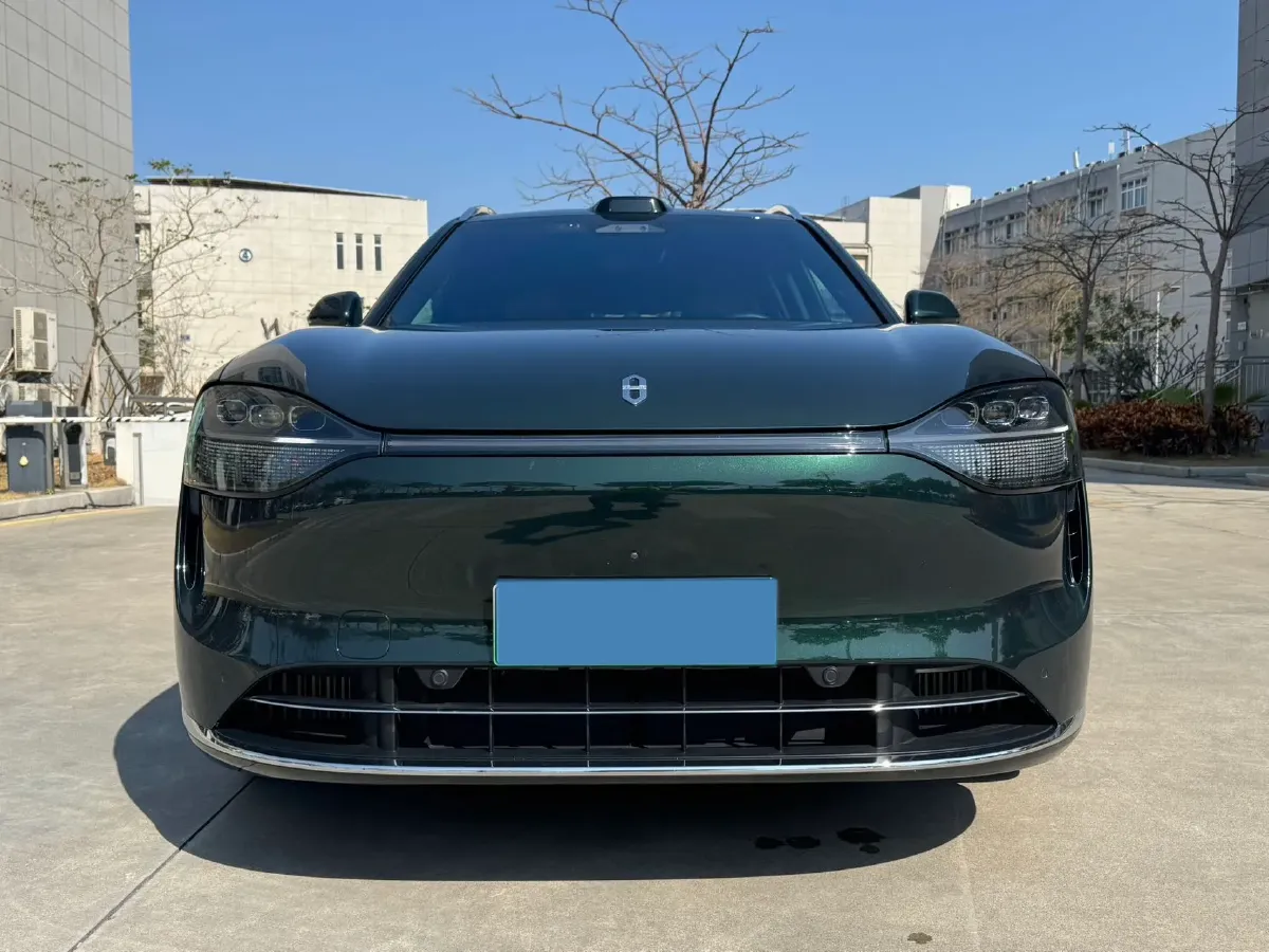 2024 AITO AITO M9 1.5T 152HP L4 REEV 42KWH,autocango,china used car exporter,china ev exporter,chinese used car exporter,chinese used ev exporter