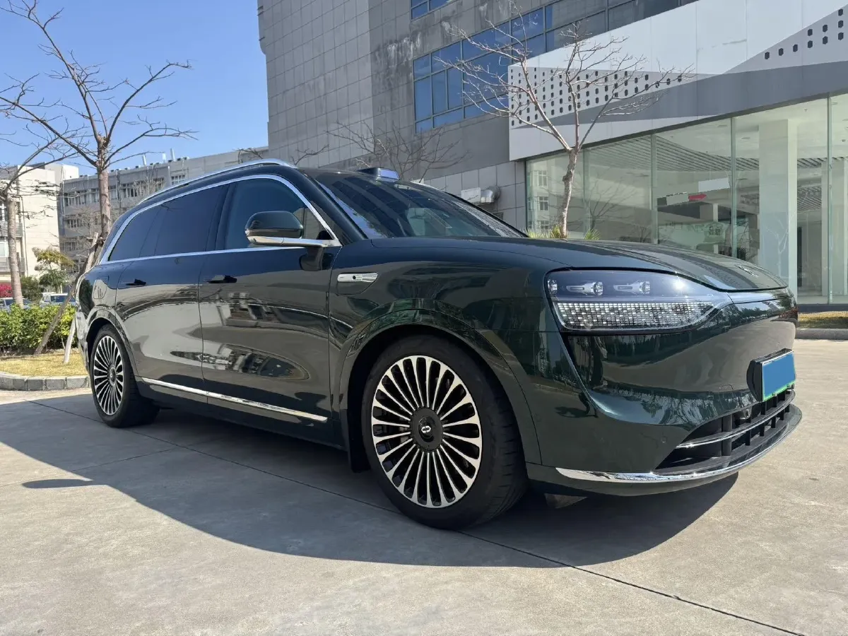 2024 AITO AITO M9 1.5T 152HP L4 REEV 42KWH,autocango,china used car exporter,china ev exporter,chinese used car exporter,chinese used ev exporter