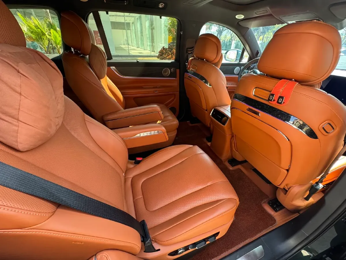 2024 AITO AITO M9 1.5T 152HP L4 REEV 42KWH,autocango,china used car exporter,china ev exporter,chinese used car exporter,chinese used ev exporter