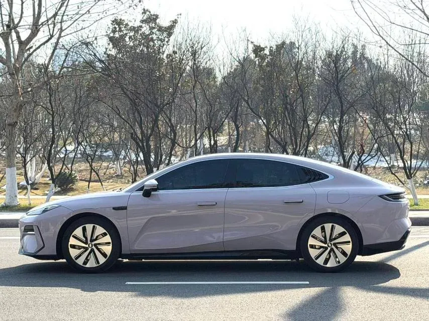 2024 Geely Galaxy E8 BEV 62KWH,autocango,china used car exporter,china ev exporter,chinese used car exporter,chinese used ev exporter