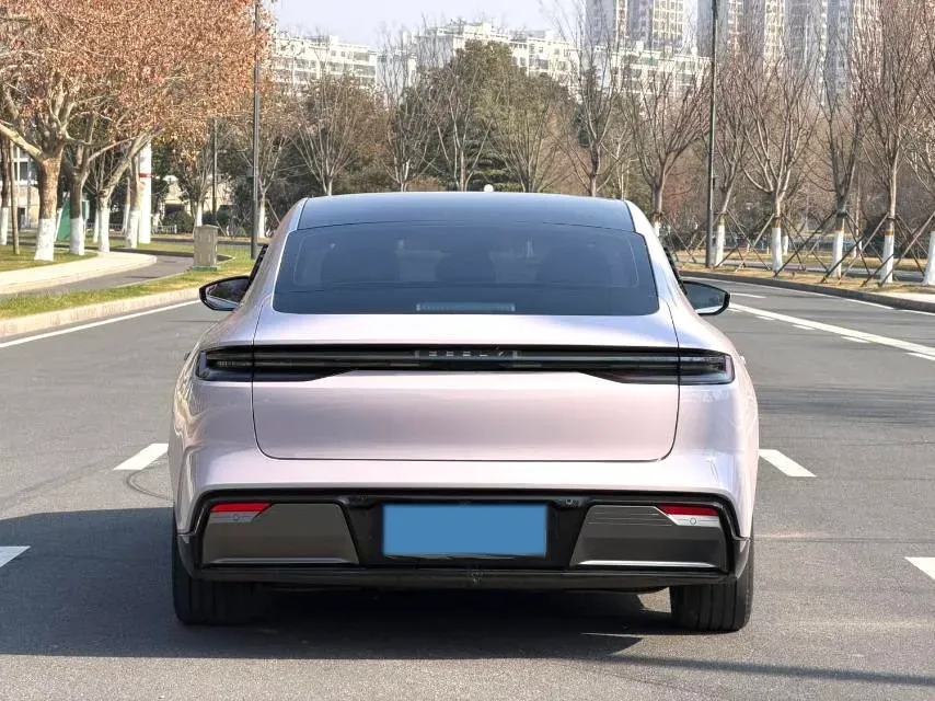 2024 Geely Galaxy E8 BEV 62KWH,autocango,china used car exporter,china ev exporter,chinese used car exporter,chinese used ev exporter