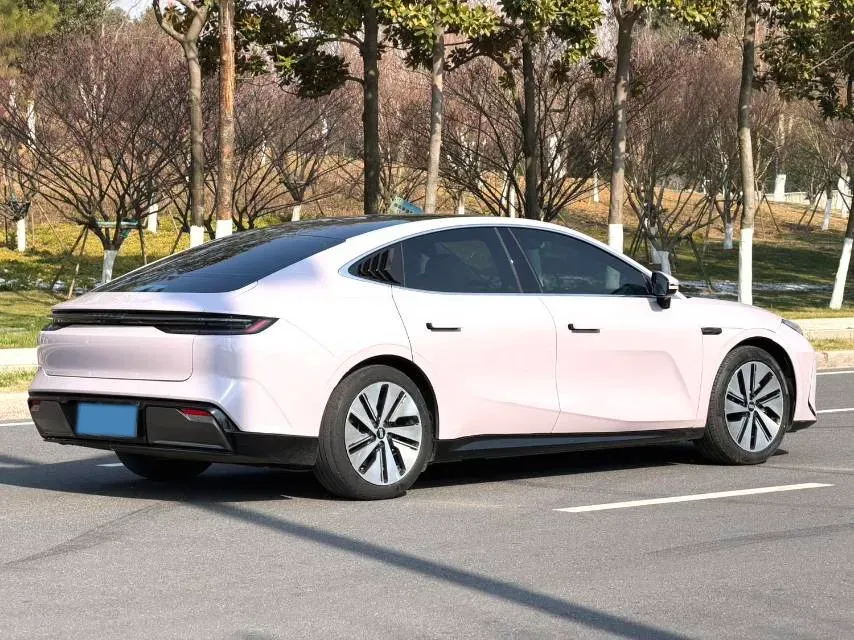 2024 Geely Galaxy E8 BEV 62KWH,autocango,china used car exporter,china ev exporter,chinese used car exporter,chinese used ev exporter