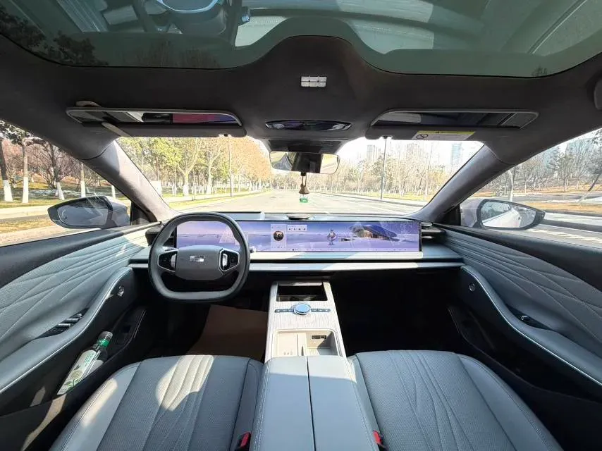 2024 Geely Galaxy E8 BEV 62KWH,autocango,china used car exporter,china ev exporter,chinese used car exporter,chinese used ev exporter