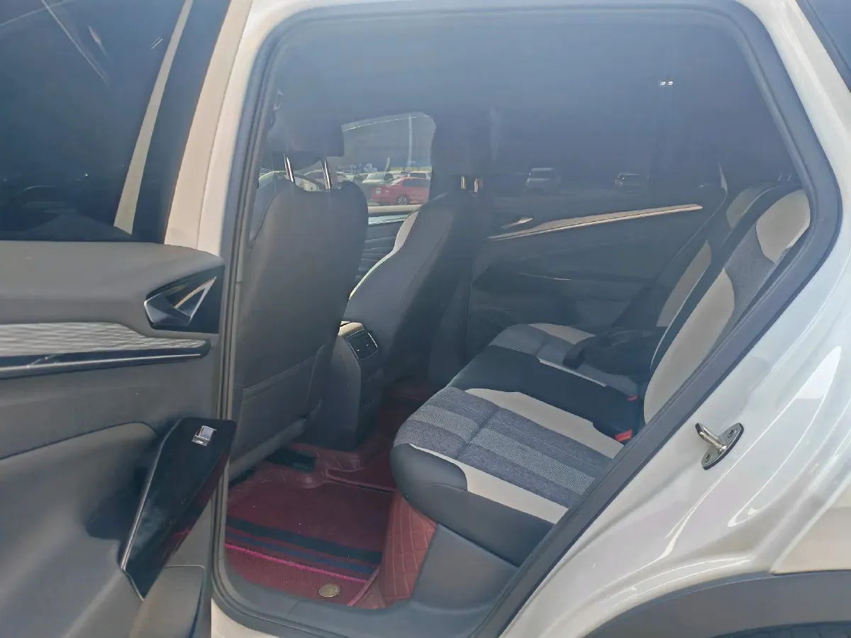 2022 Chevrolet Menlo BEV 61.1KWH,autocango,china used car exporter,china ev exporter,chinese used car exporter,chinese used ev exporter