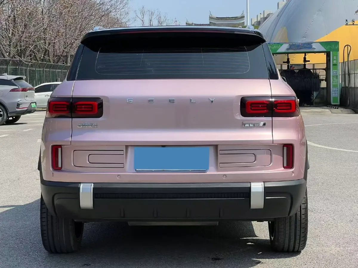 2023 Geely ICON 1.5T 181HP L4 7DCT,autocango,china used car exporter,china ev exporter,chinese used car exporter,chinese used ev exporter