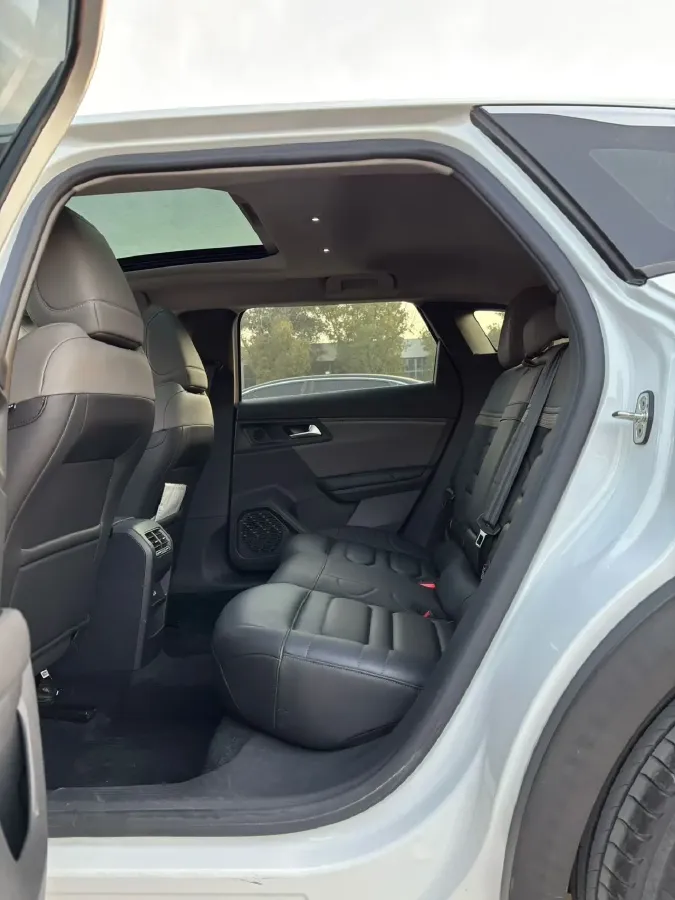 2022 Citroen C5 X 1.6T 175HP L4 8AT,autocango,china used car exporter,china ev exporter,chinese used car exporter,chinese used ev exporter