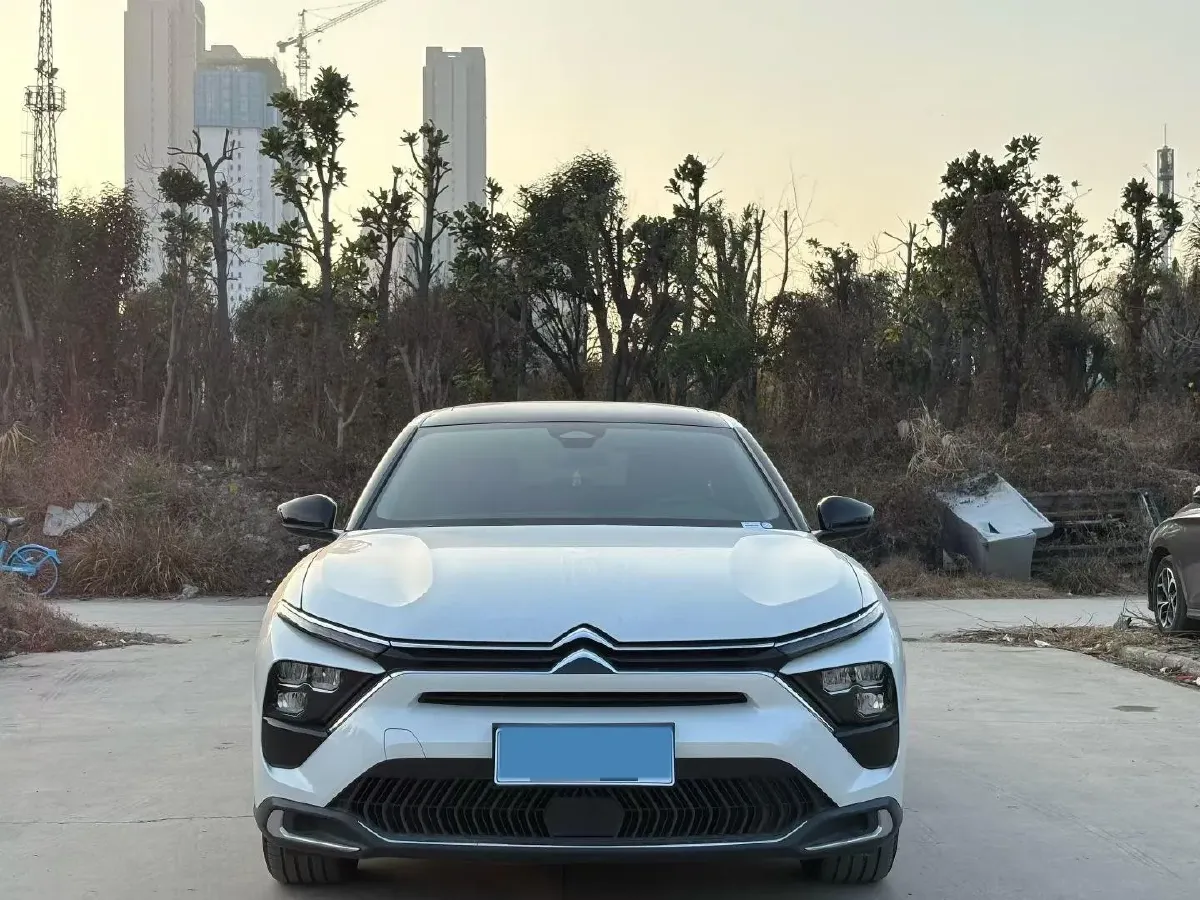 2022 Citroen C5 X 1.6T 175HP L4 8AT,autocango,china used car exporter,china ev exporter,chinese used car exporter,chinese used ev exporter