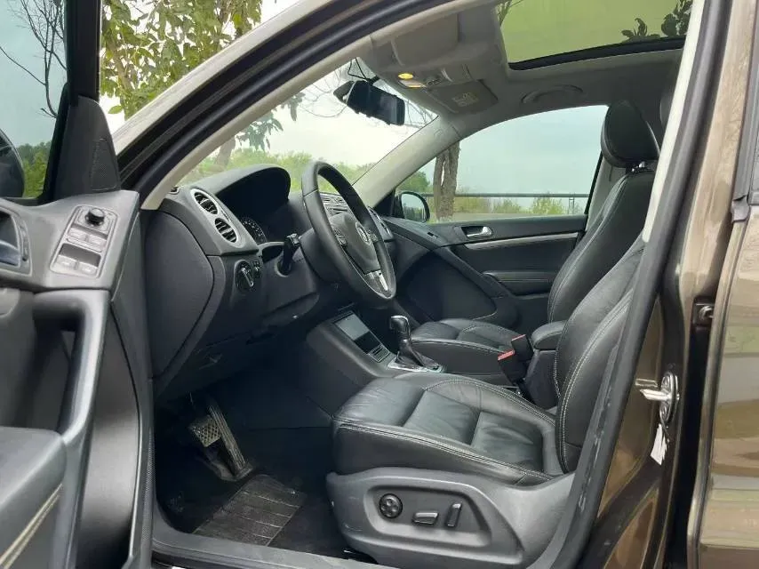 2017 Haval H9 2.0T 190HP L4 8AT,autocango,china used car exporter,china ev exporter,chinese used car exporter,chinese used ev exporter