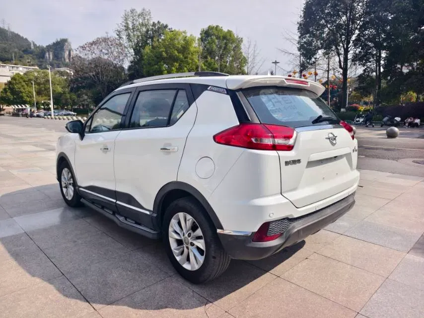2017 HaiMa S5 Young Edition 1.6L 122HP L4 5MT,autocango,china used car exporter,china ev exporter,chinese used car exporter,chinese used ev exporter