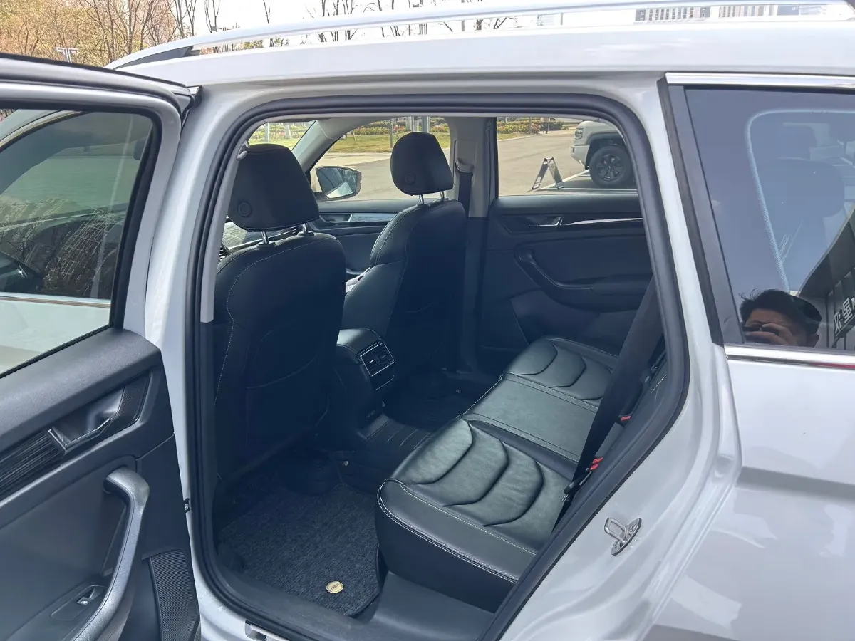 2019 Chevrolet Equinox 2.0T 260HP L4 9AT,autocango,china used car exporter,china ev exporter,chinese used car exporter,chinese used ev exporter