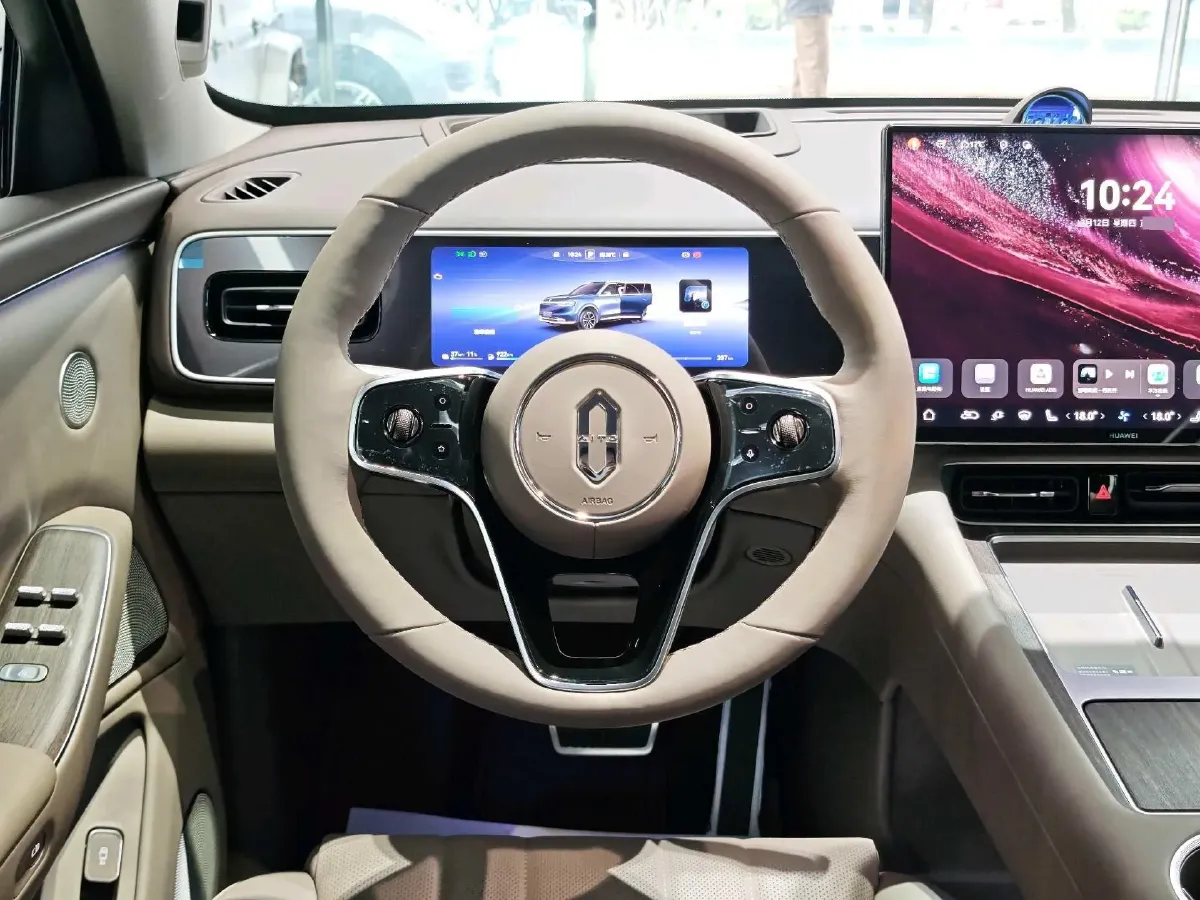 2026 AITO AITO M7 REEV 160HP REEV,autocango,china used car exporter,china ev exporter,chinese used car exporter,chinese used ev exporter