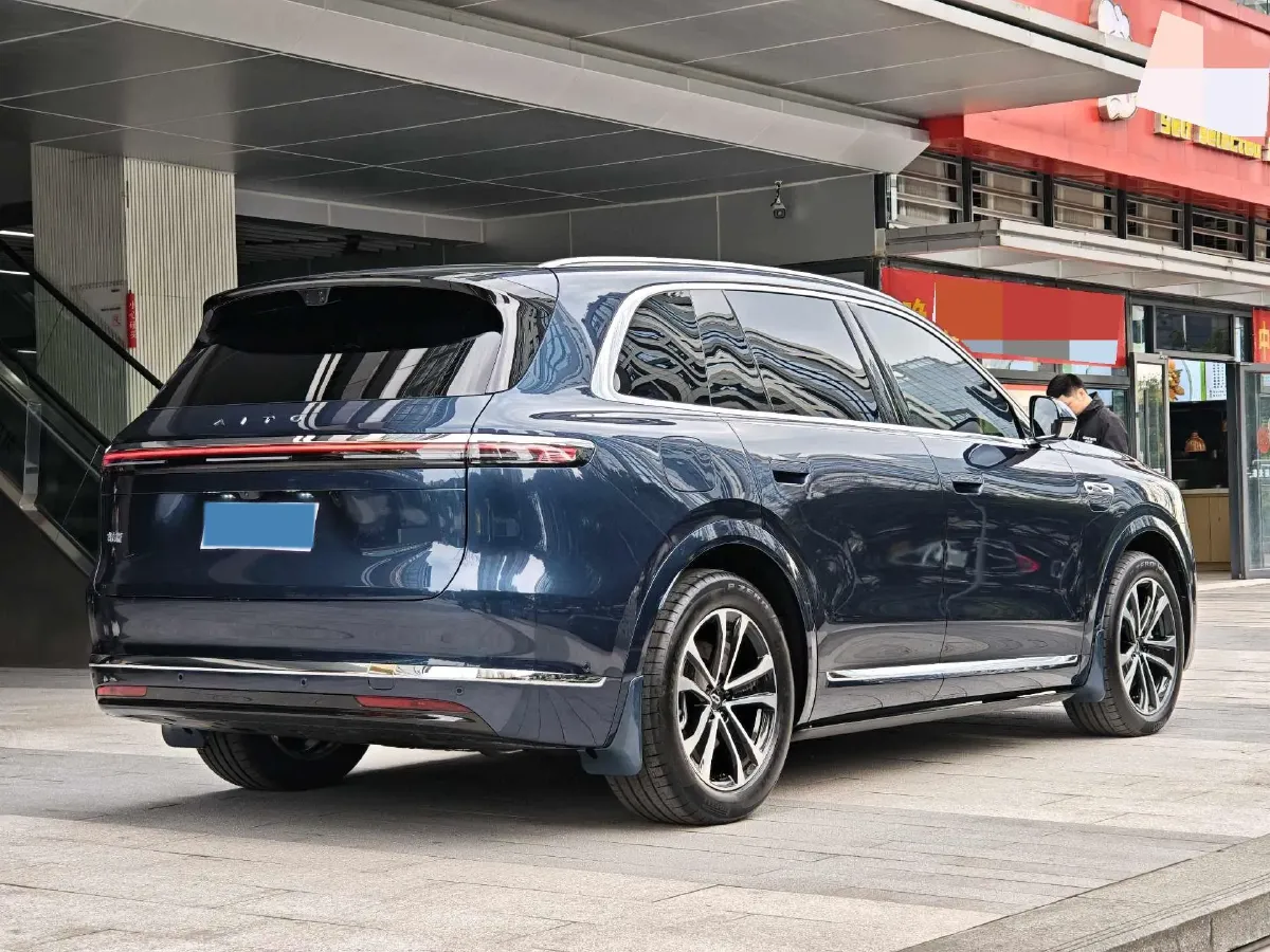 2026 AITO AITO M7 REEV 160HP REEV,autocango,china used car exporter,china ev exporter,chinese used car exporter,chinese used ev exporter