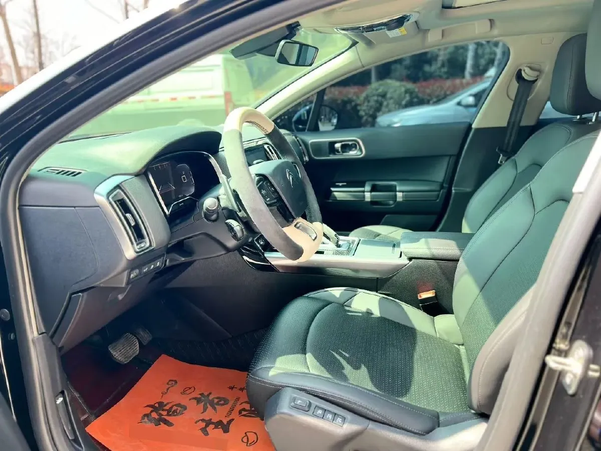 2021 Citroen C6 1.8T 211HP L4 8AT,autocango,china used car exporter,china ev exporter,chinese used car exporter,chinese used ev exporter