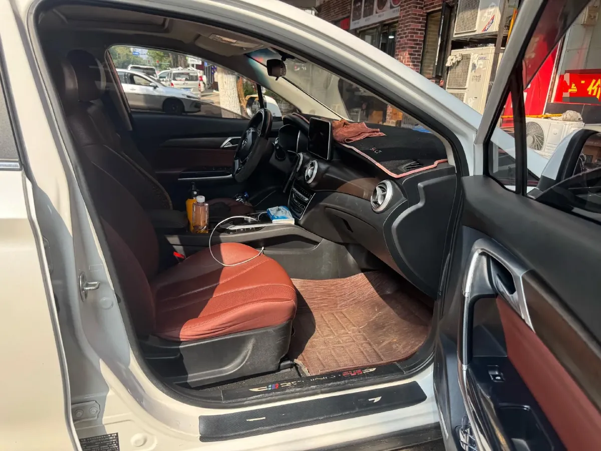 2020 BeiJing Auto EU5 BEV 50.8KWH,autocango,china used car exporter,china ev exporter,chinese used car exporter,chinese used ev exporter