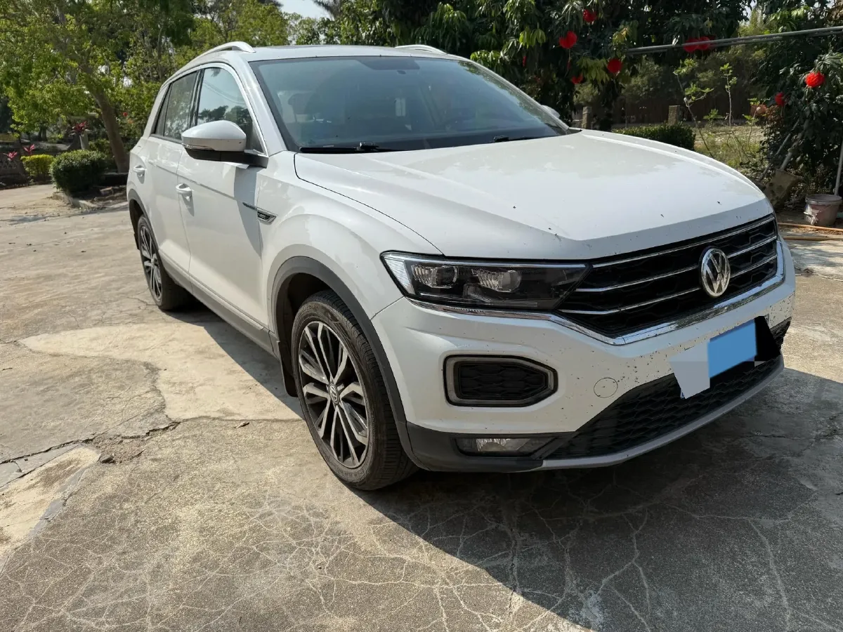 2020 Volkswagen T-Roc 1.4T 150HP L4 7DCT,autocango,china used car exporter,china ev exporter,chinese used car exporter,chinese used ev exporter