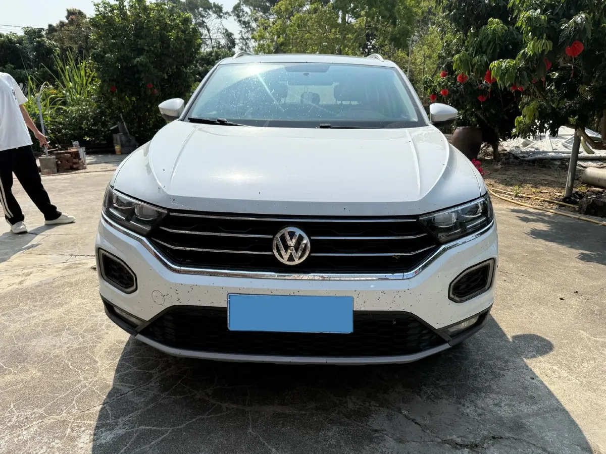 2020 Volkswagen T-Roc 1.4T 150HP L4 7DCT,autocango,china used car exporter,china ev exporter,chinese used car exporter,chinese used ev exporter