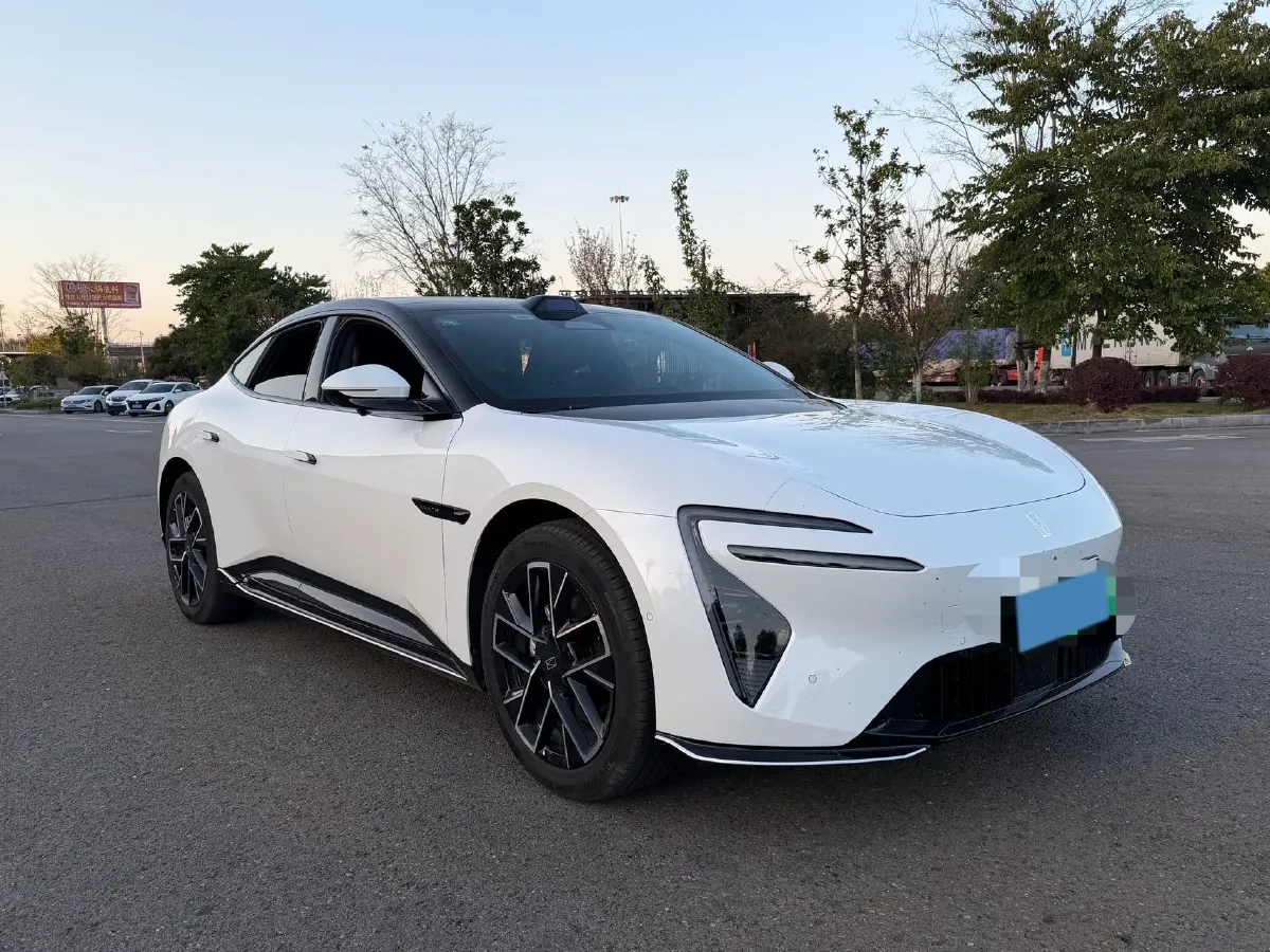 2025 Avatr 06 BEV,autocango,china used car exporter,china ev exporter,chinese used car exporter,chinese used ev exporter