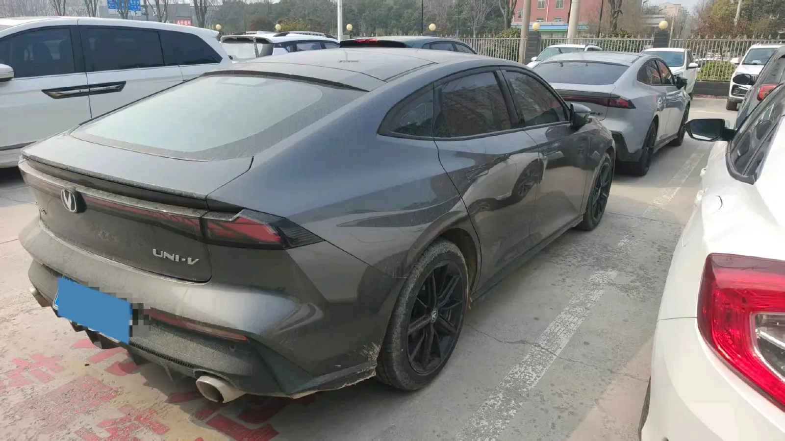 2022 ChangAn UNI-V 1.5T 188HP L4 7DCT,autocango,china used car exporter,china ev exporter,chinese used car exporter,chinese used ev exporter