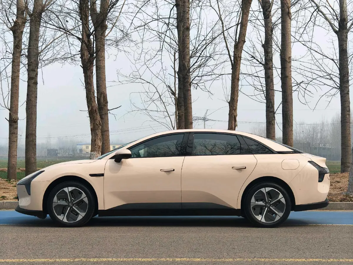 2024 Xpeng MONA M03 BEV 62.2KWH,autocango,china used car exporter,china ev exporter,chinese used car exporter,chinese used ev exporter