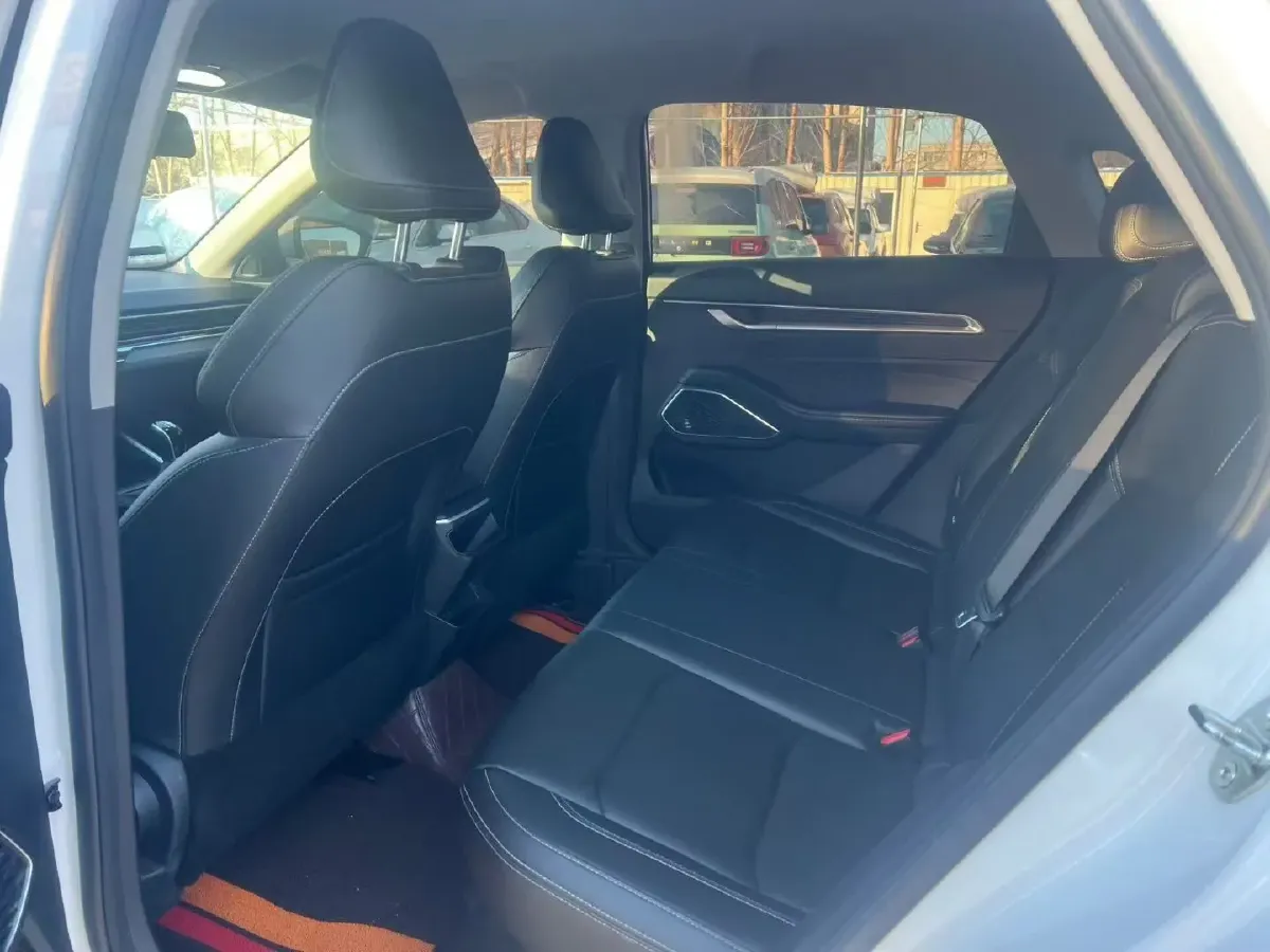 2023 Geely Emgrand 1.5L 127HP L4 5MT,autocango,china used car exporter,china ev exporter,chinese used car exporter,chinese used ev exporter