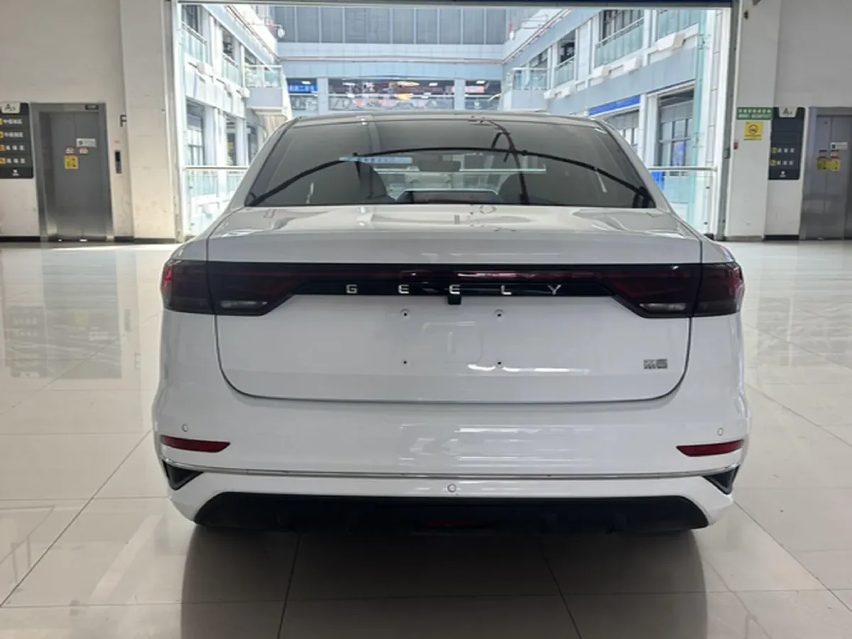 2025 Geely Emgrand 1.5L 127HP L4 CVT,autocango,china used car exporter,china ev exporter,chinese used car exporter,chinese used ev exporter